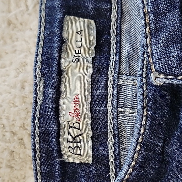 BKE -Stella Capri's Sz 26P - Picture 2 of 7